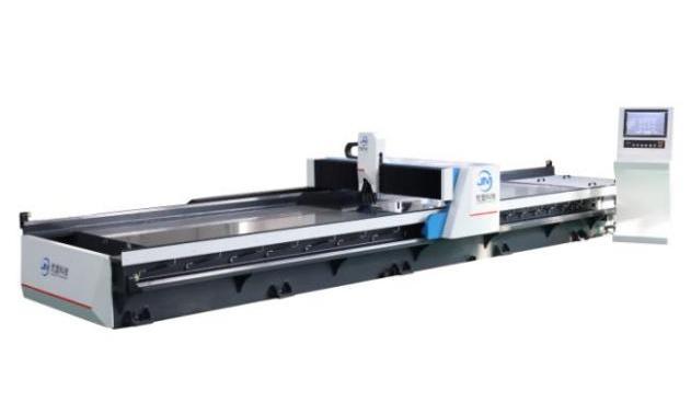 Tugann Custaiméirí Taiwan cuairt ar mhonarcha nua JIANEMNG TECHNOLOGY